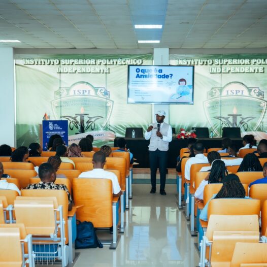 ESTUDANTES DO ISPI REFORÇAM TÉCNICAS PARA LIDAR COM A ANSIEDADE EM TEMPO DE EXAME